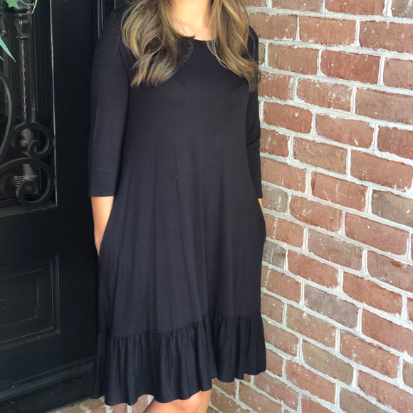 Umgee Dresses & Skirts - ⭐️last one ⭐️ umgee black dress with ruffle hem